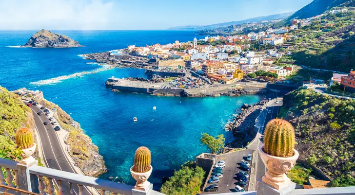 îles paradisiaques des Canaries ou des Baléares